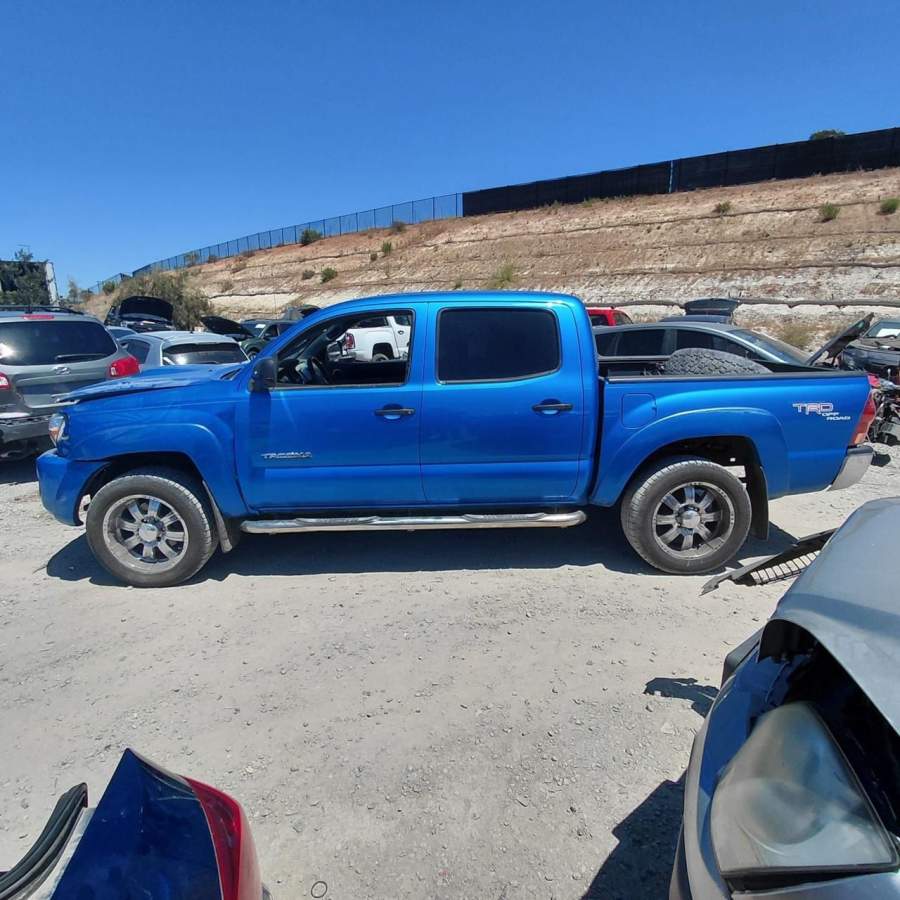 2005 Toyota Tacoma Prerunner V6