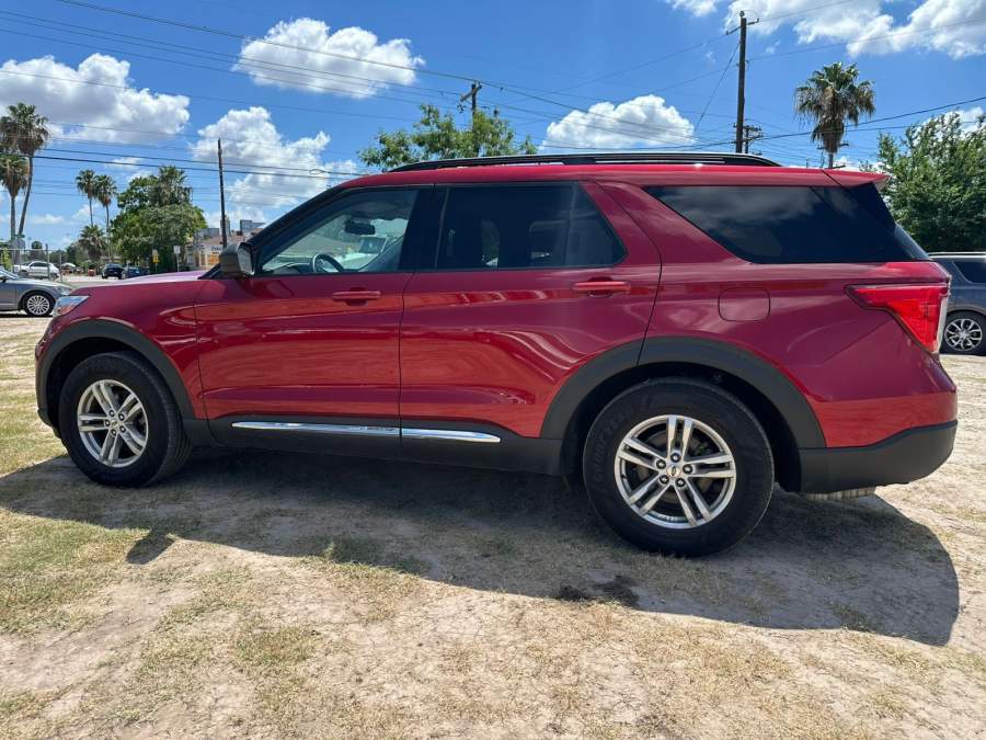 2020 Ford Explorer