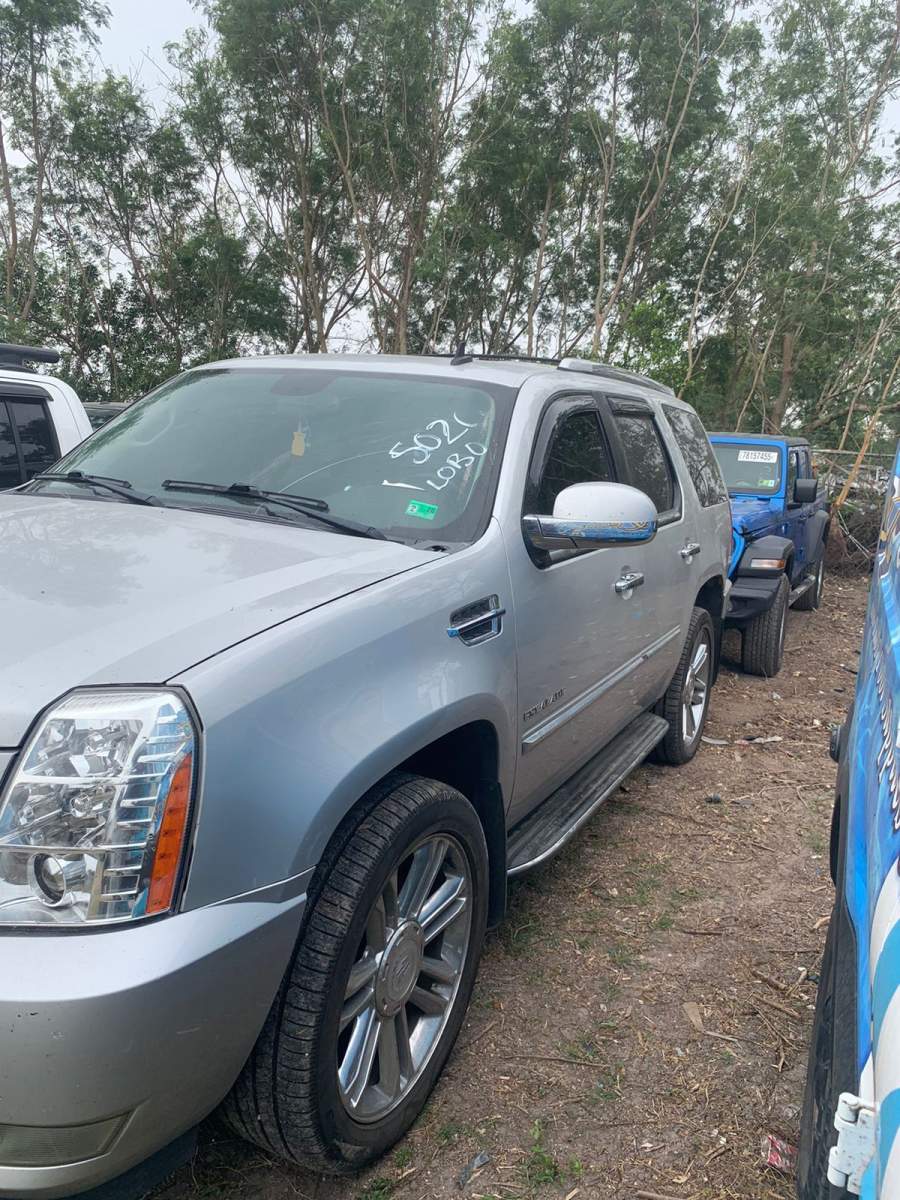 2011 Cadillac Escalade