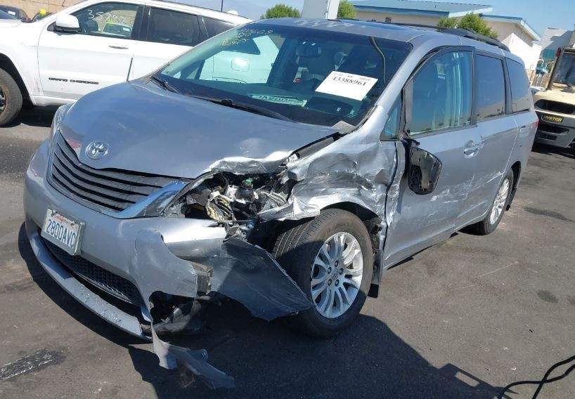 2013 Toyota Sienna