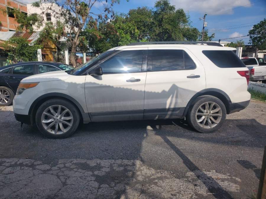 2014 Ford Explorer