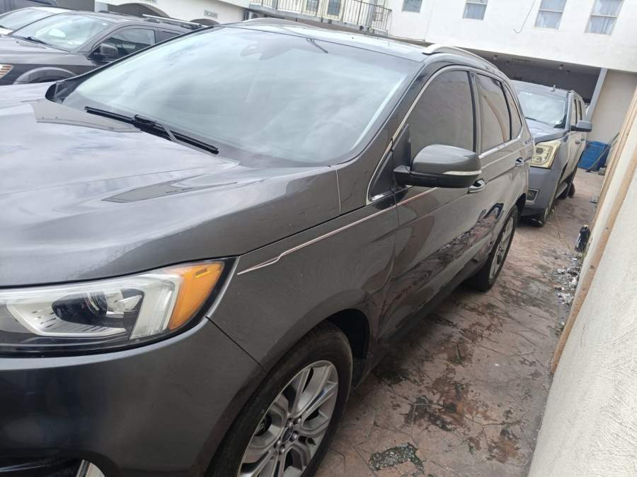 2019 Ford Edge