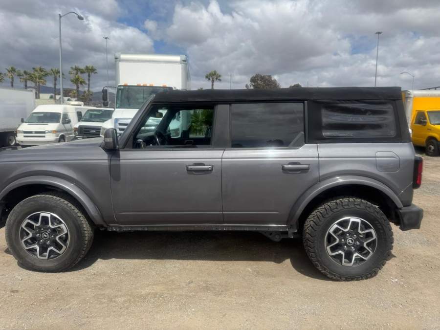 2022 Ford Bronco Outer Banks