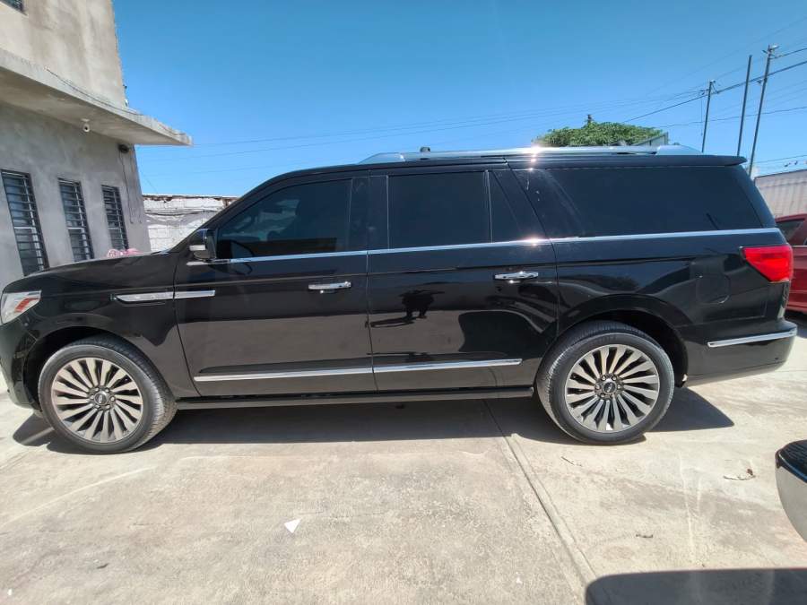 2019 Lincoln Navigator L