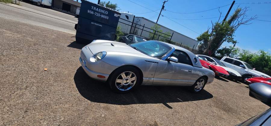 2004 Ford Thunderbird