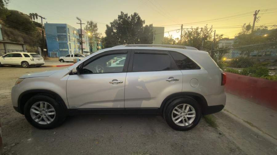 2014 Kia Sorento LX