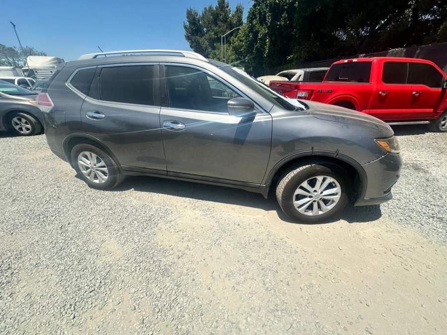 2014 Nissan Rogue SV