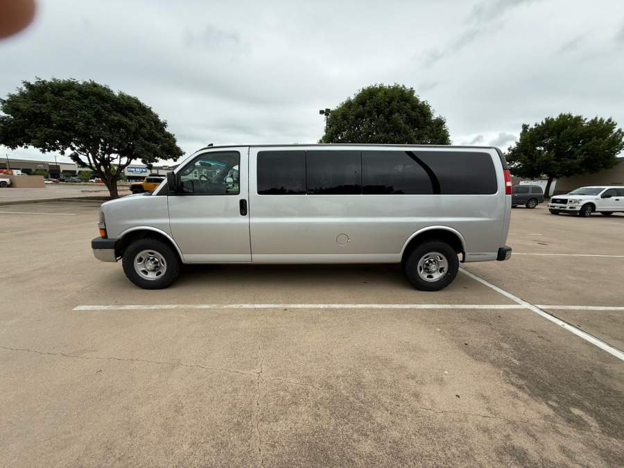 2016 Chevrolet Express 3500