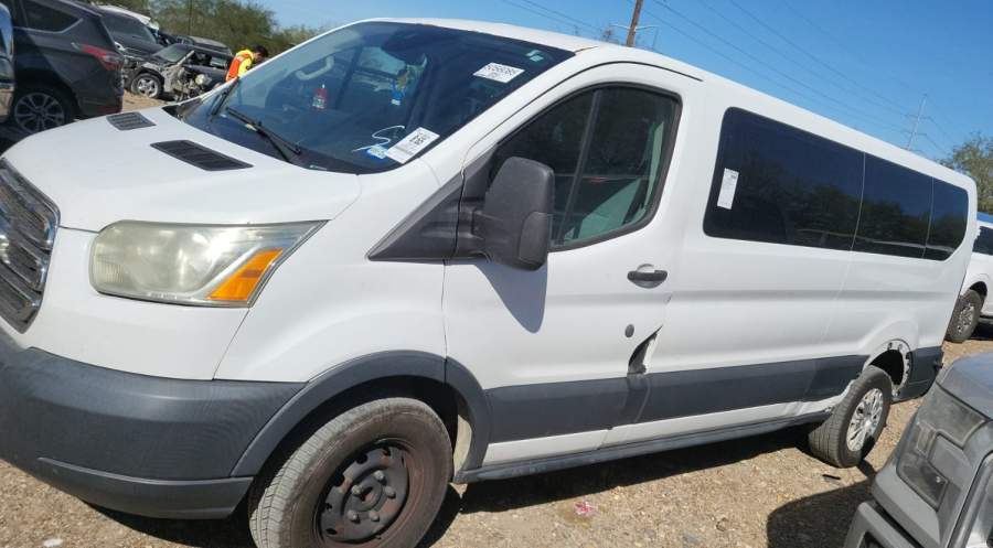 2015 Ford TRANSIT 350 XL