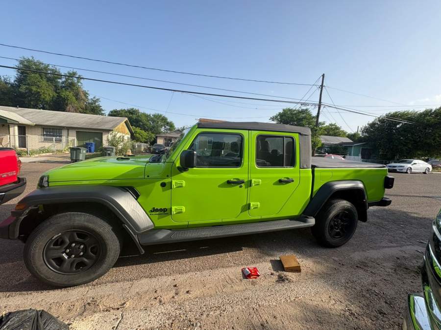 2021 Jeep Gladiator