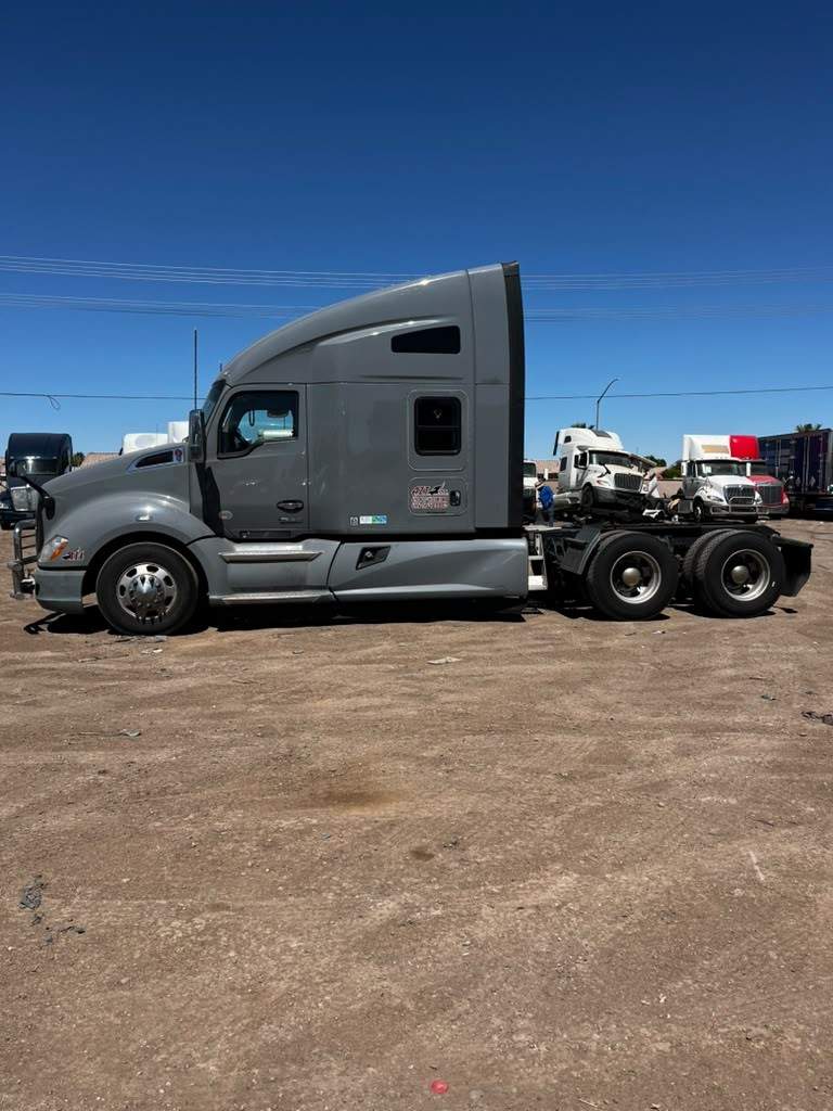 2022 Kenworth T680