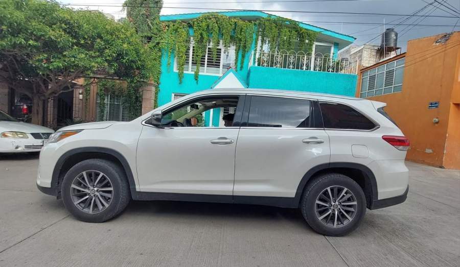 2019 Toyota Highlander