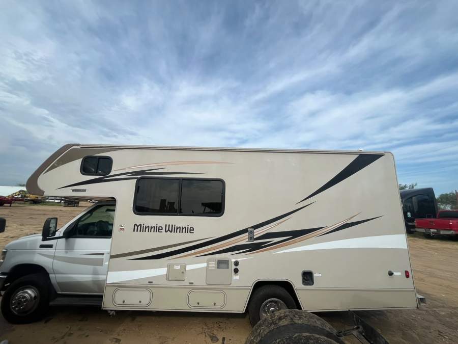 2017 Ford E-450 super duty