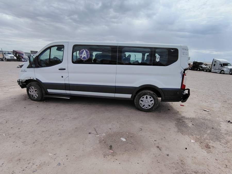2015 Ford TRANSIT 350 XL