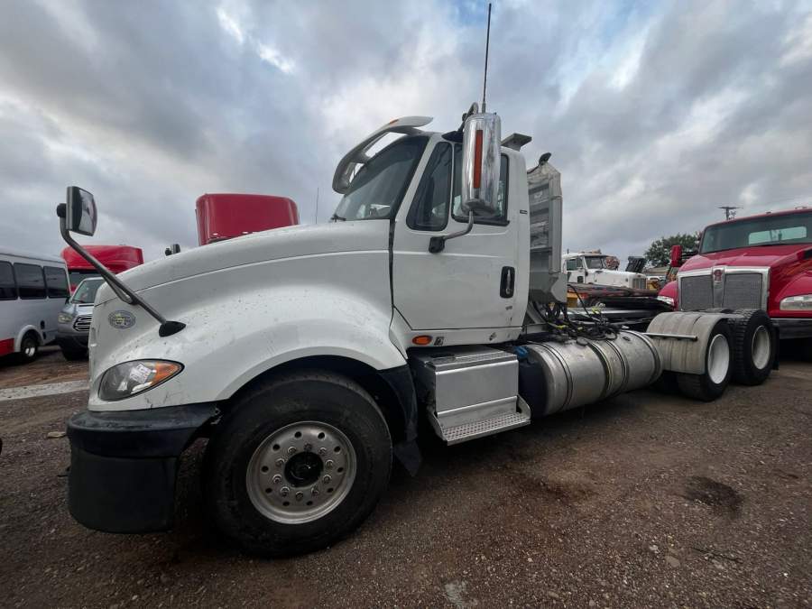 2016 International LF687