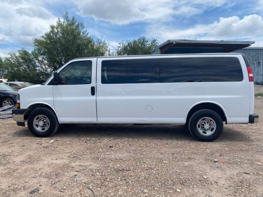 2019 Chevrolet Express 3500 LT