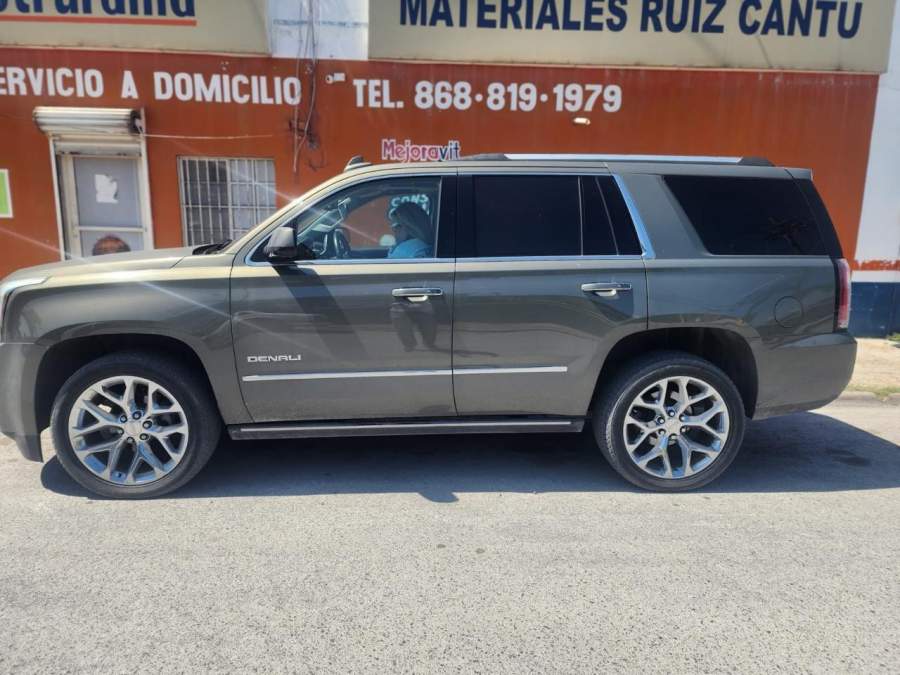 2017 GMC Yukon