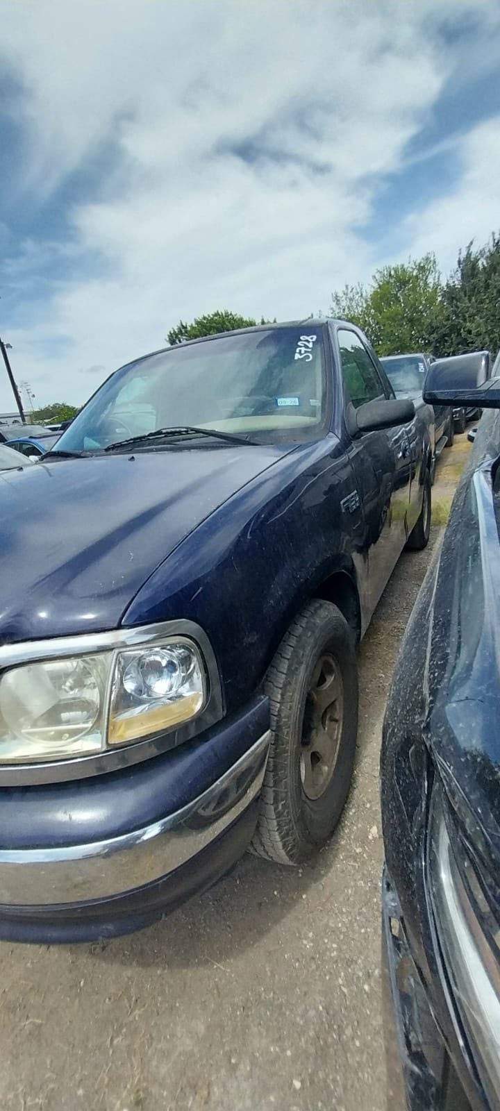 1999 Ford F-150 XL