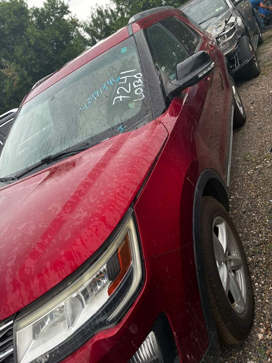 2016 Ford Explorer