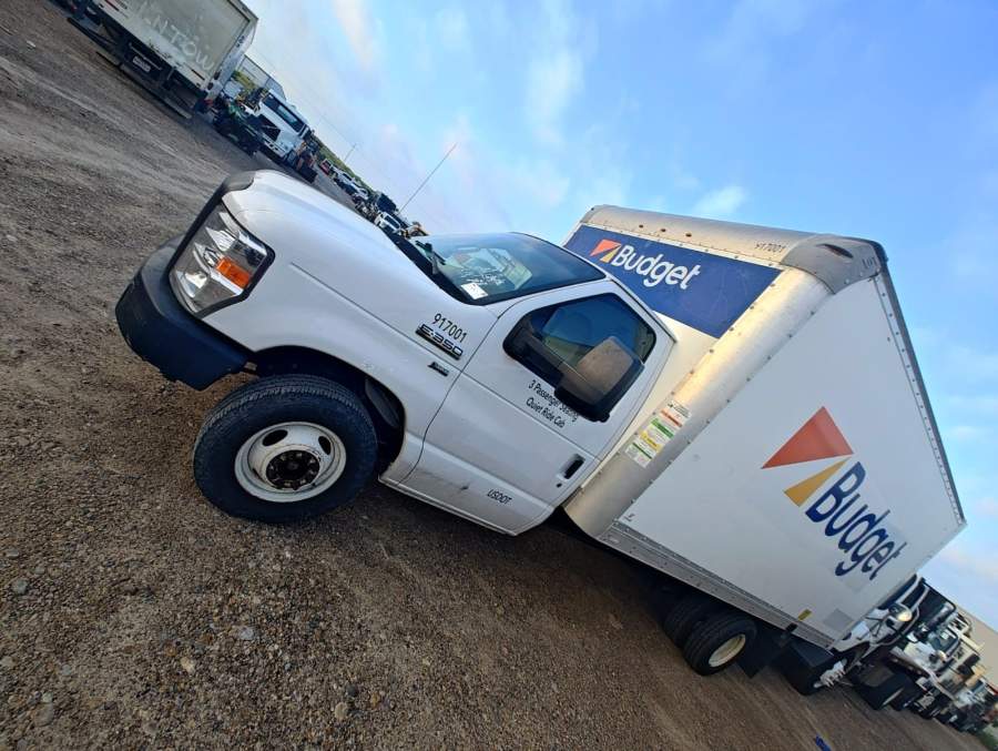 2019 Ford E-350 Super Duty