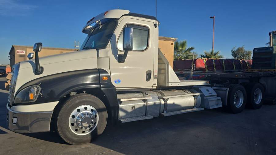 2016 Freightliner CASCADIA