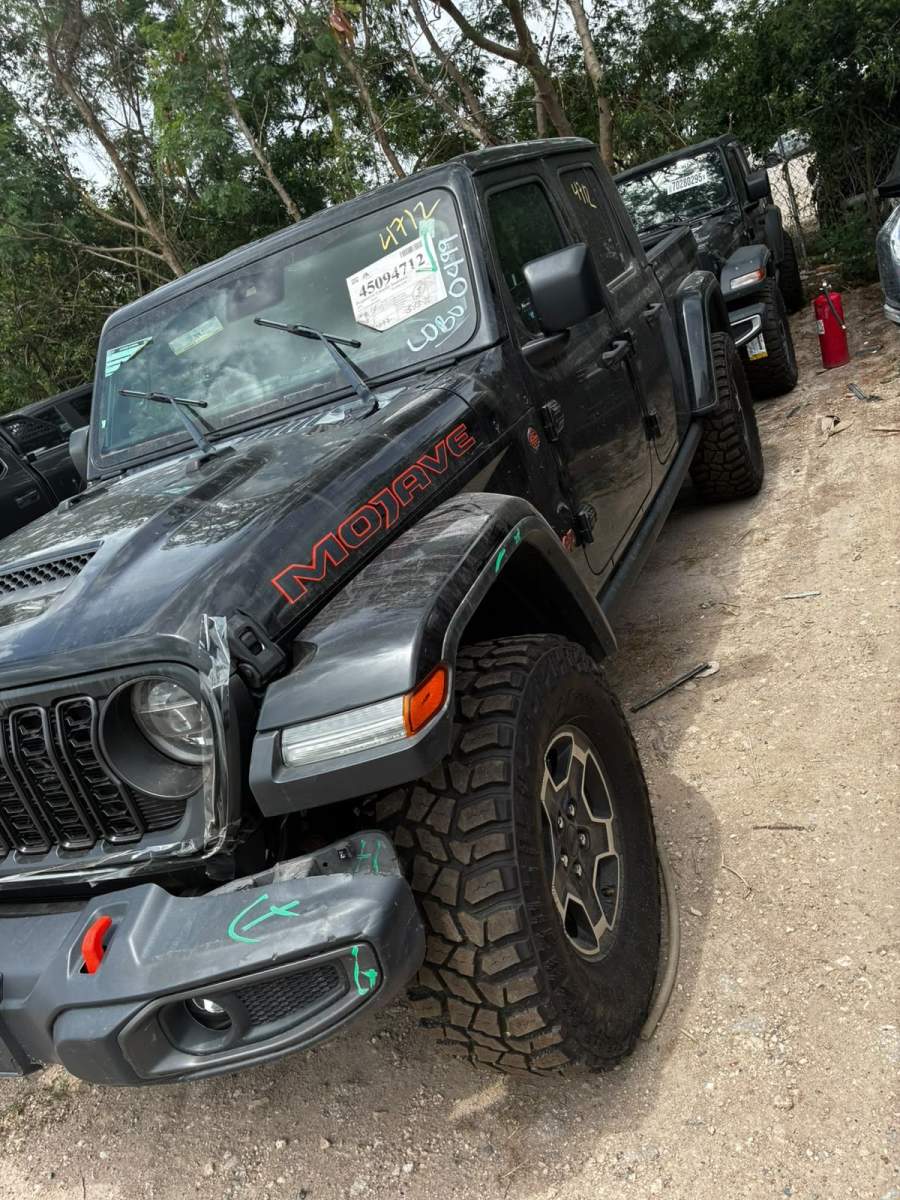 2021 Jeep Gladiator Mojave