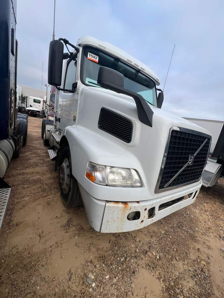 2017 Volvo Truck VNM