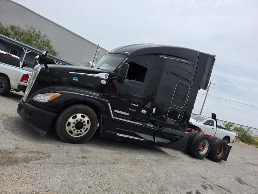 2023 Kenworth T680