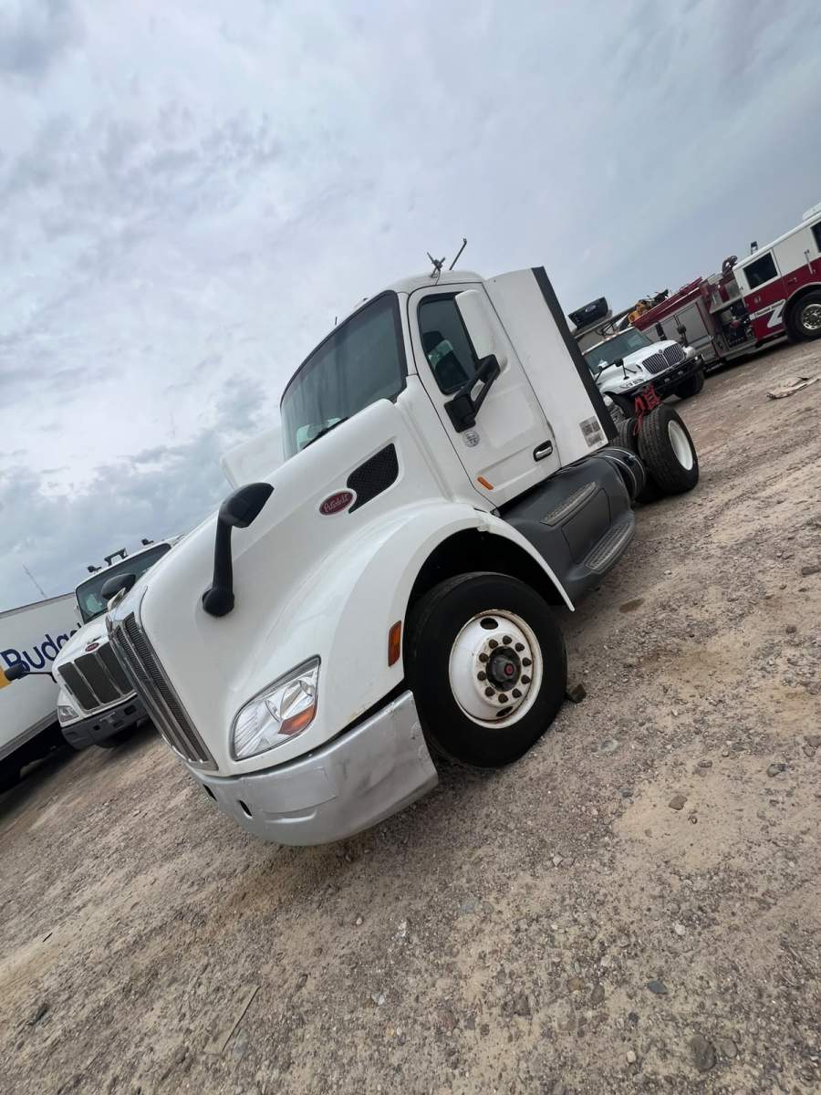 2016 Peterbilt 579