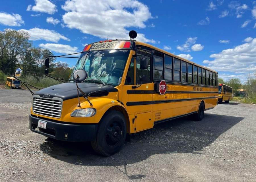 2016 Freightliner B2 BUS CHASSIS