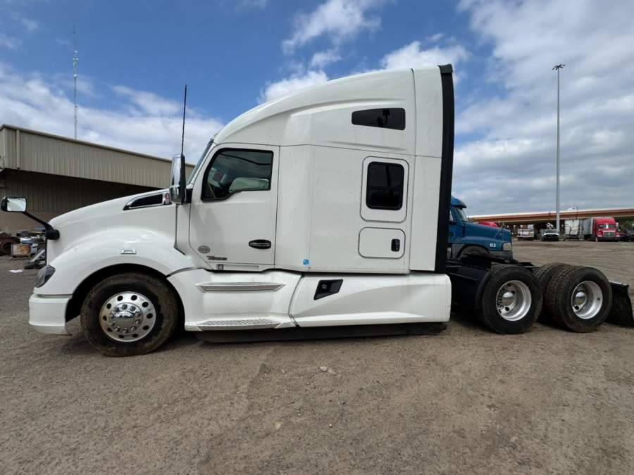 2021 Kenworth T680