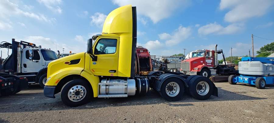 2016 Peterbilt 337