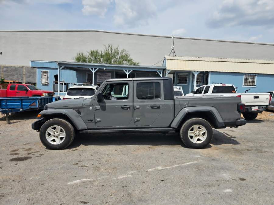 2021 Jeep Gladiator