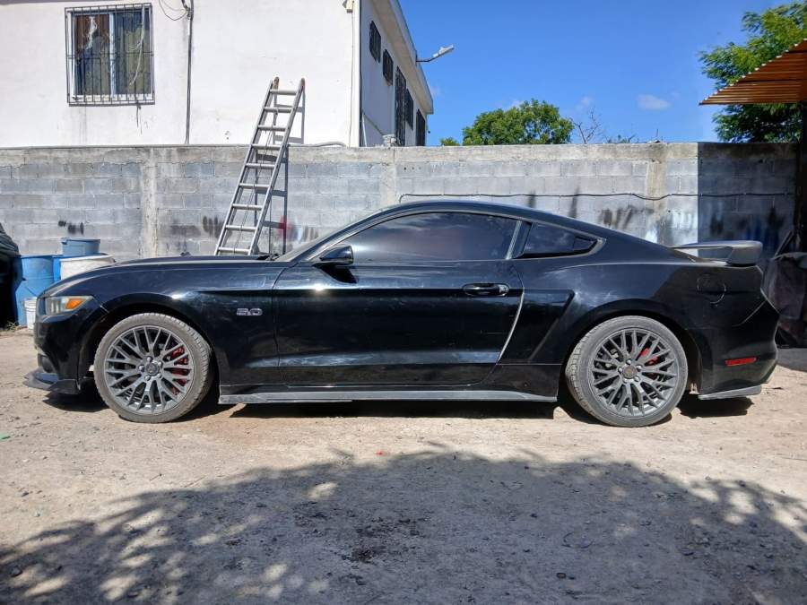 2017 Ford Mustang GT
