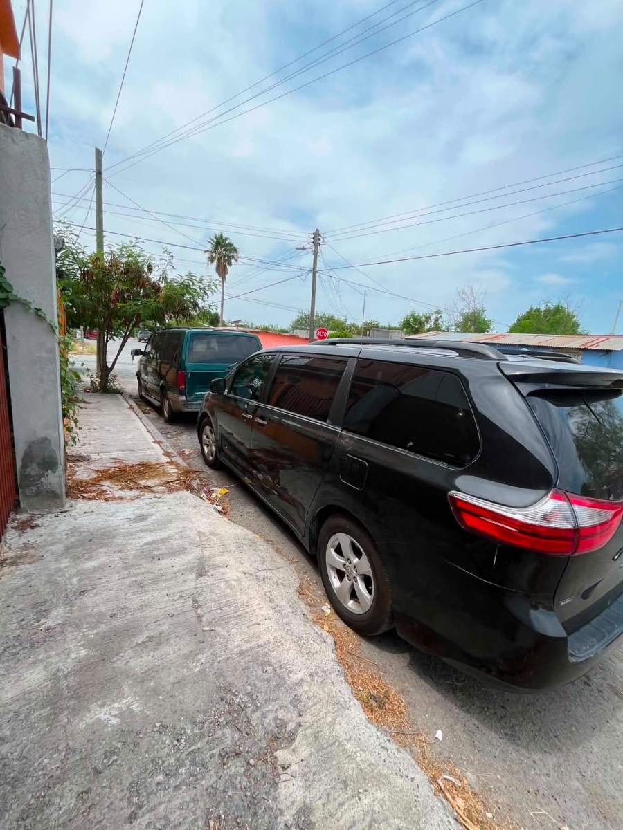 2016 Toyota Sienna