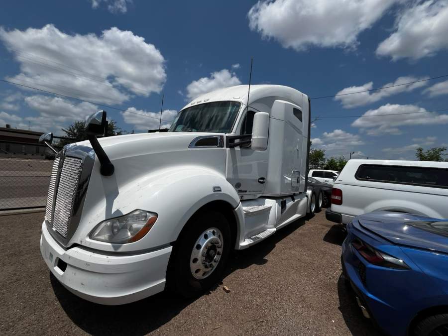 2020 Kenworth T680