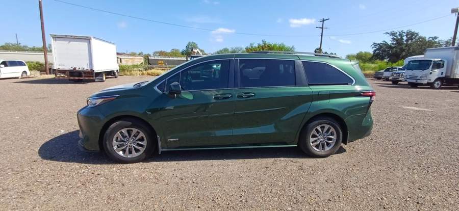 2021 Toyota Sienna
