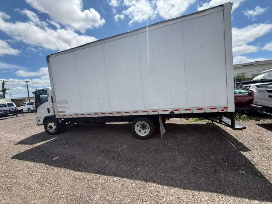 2019 Isuzu NPR-HD