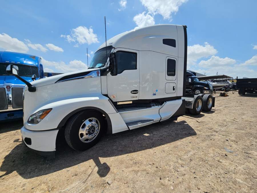2024 Kenworth T680