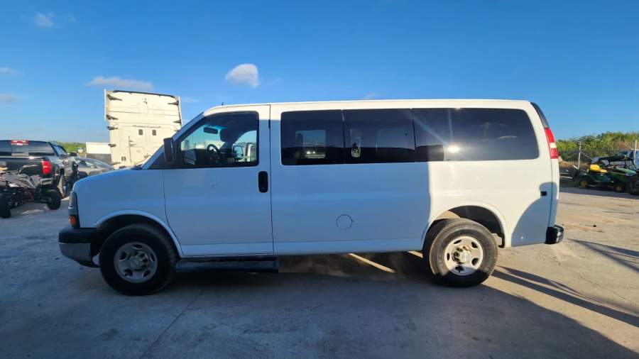 2015 Chevrolet Express 2500