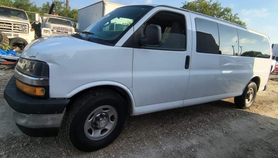 2019 Chevrolet Express 3500 LT