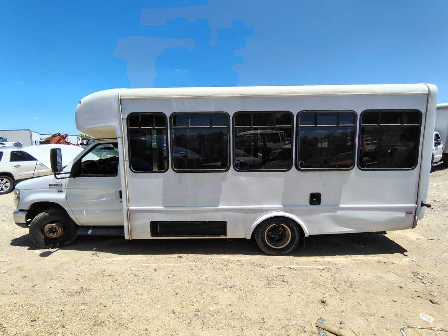 2015 Ford E-350