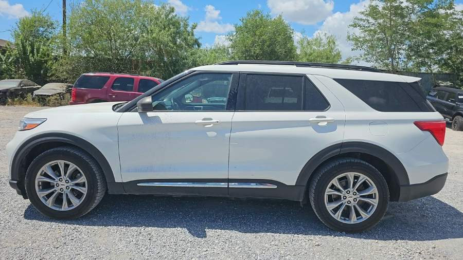 2020 Ford Explorer  XLT