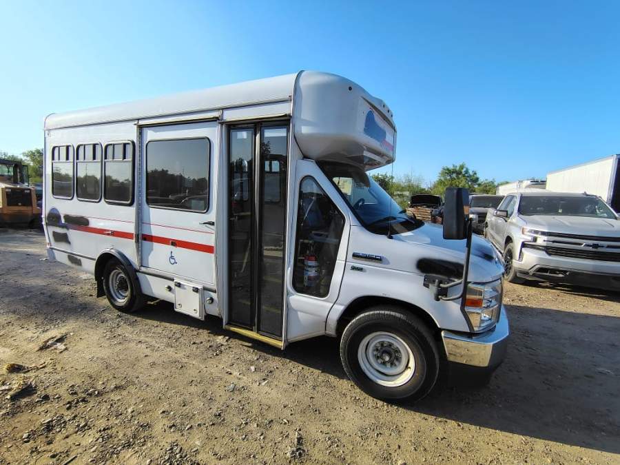 2019 Ford E-350
