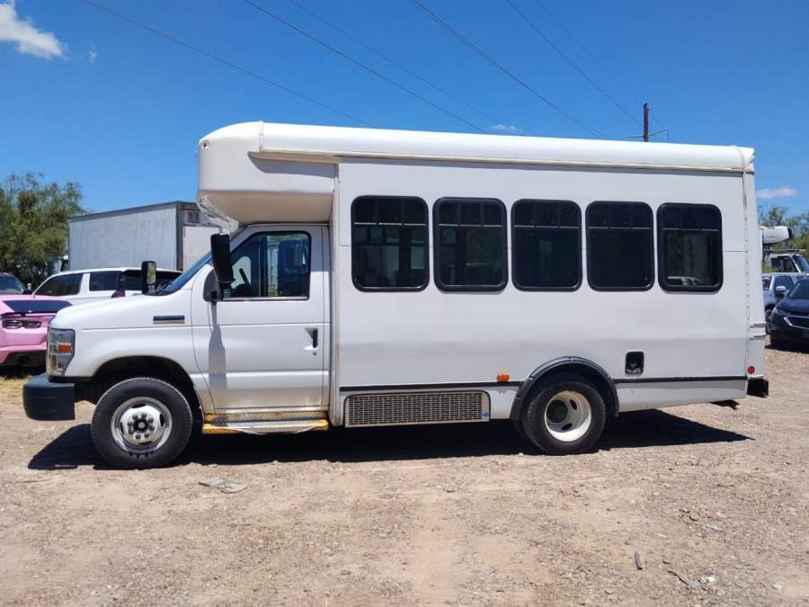 2019 Ford E-350 Super Duty