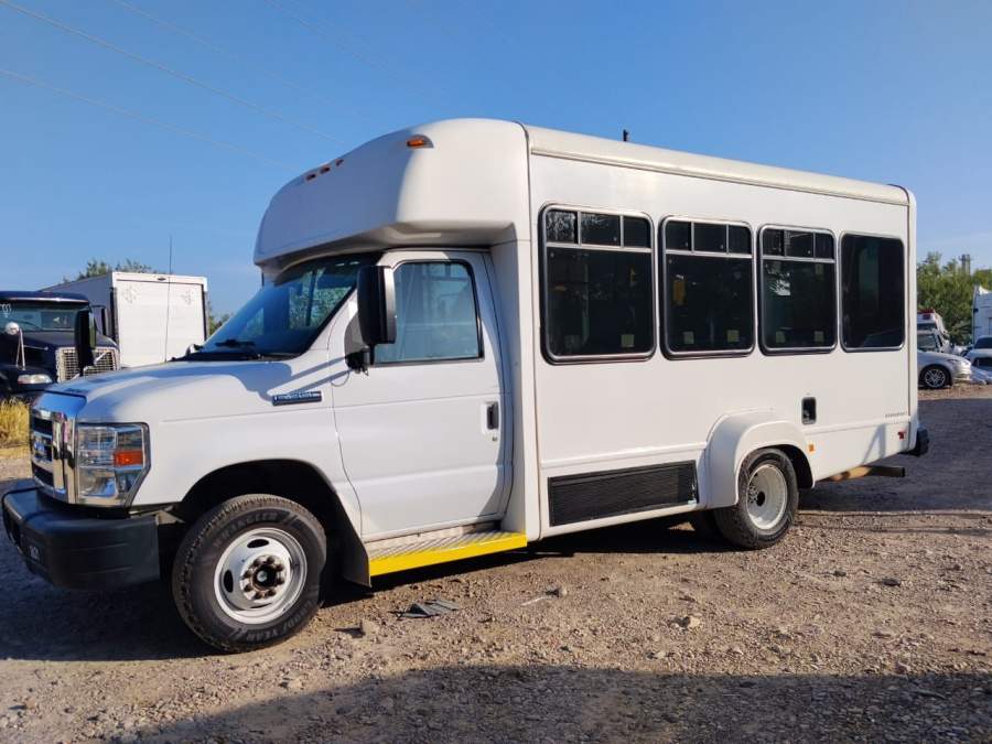 2021 Ford E-350 Super Duty