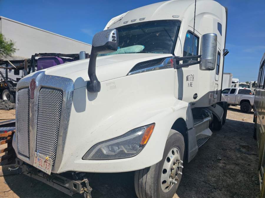 2023 Kenworth T680