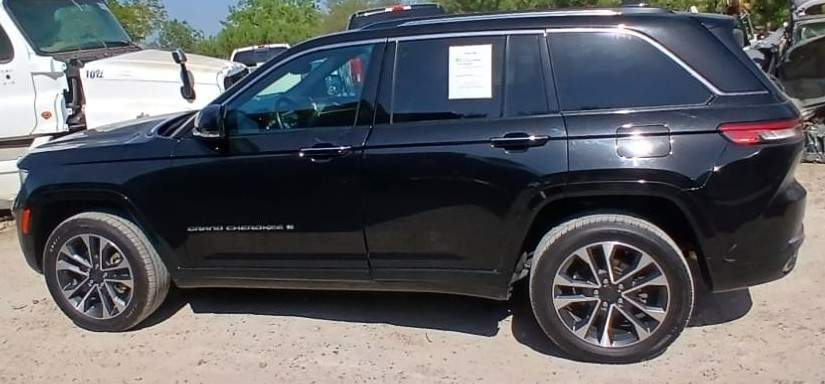 2022 Jeep Grand Cherokee Overland