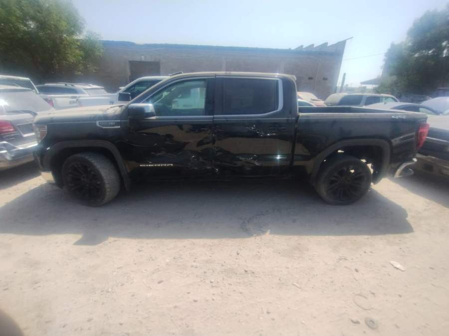 2019 GMC Sierra 1500  SLE