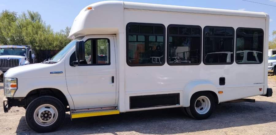 2021 Ford E-350 Super Duty